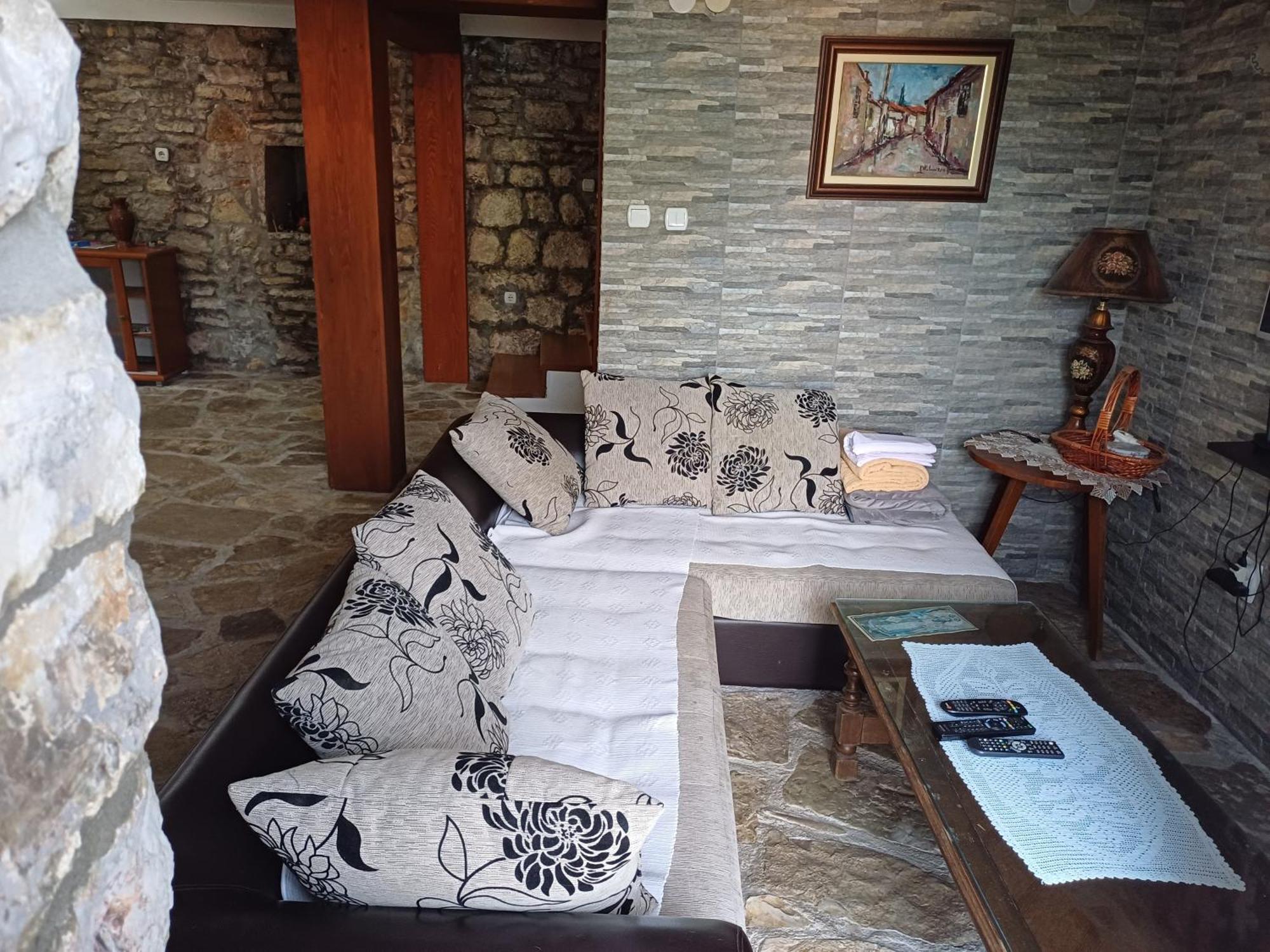 Guest House Maza كوتور المظهر الخارجي الصورة
